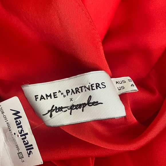 ❌SOLD❌Fame and Partners Free People RED Tilbury - Picture 7 of 7